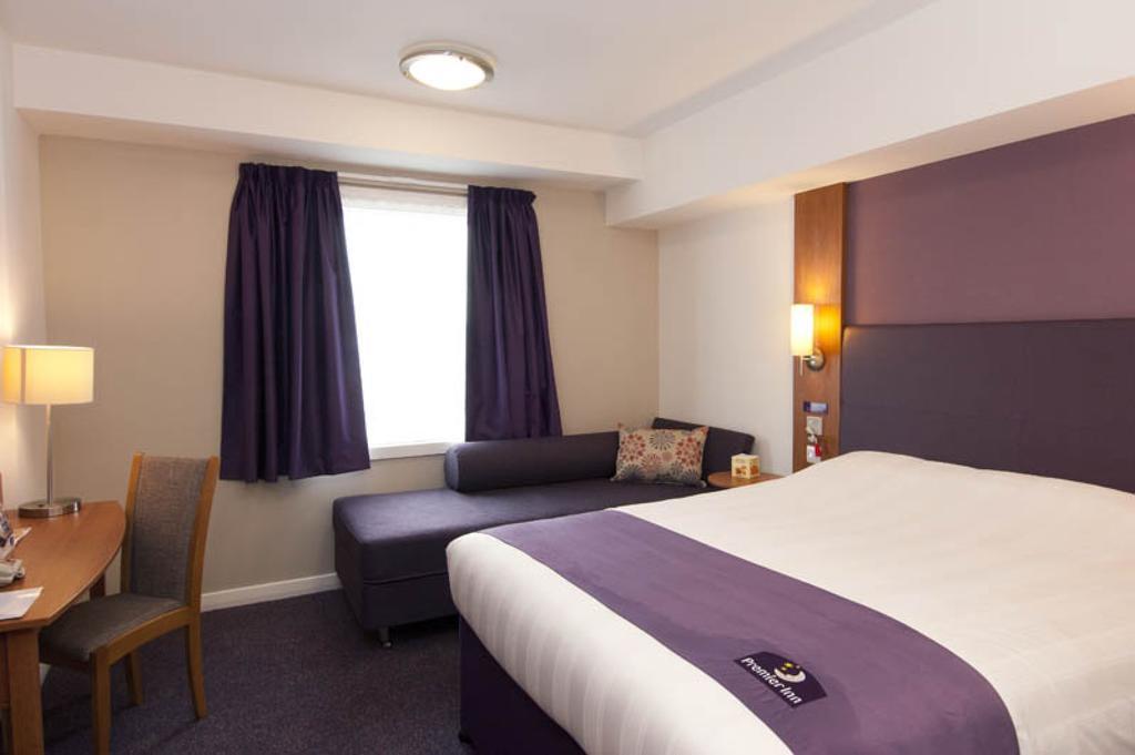 Premier Inn Birmingham South - Hall Green מראה חיצוני תמונה